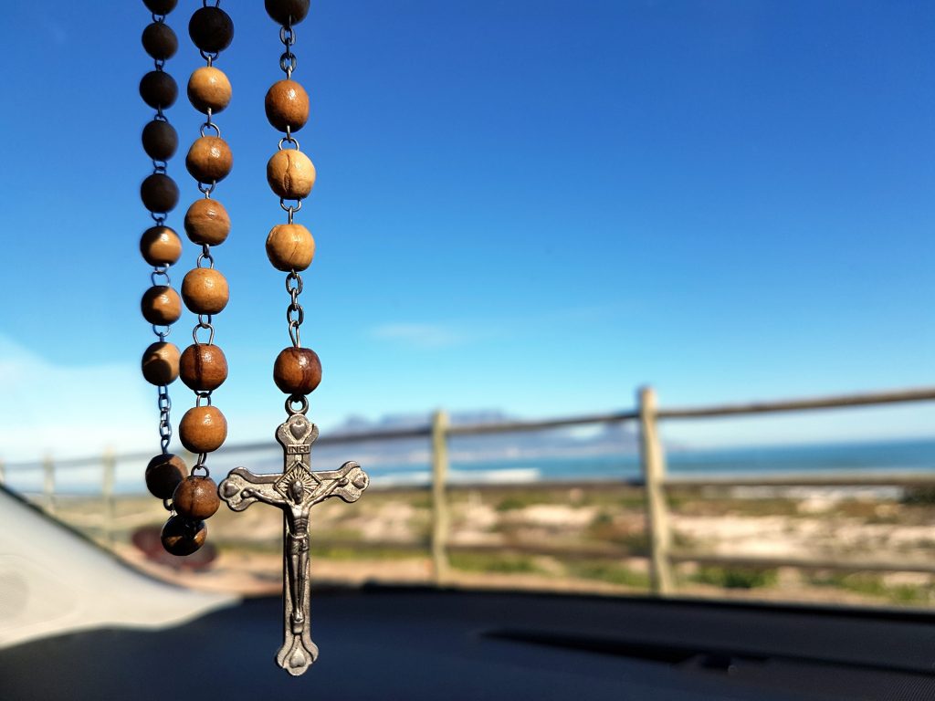 oraciones milagrosas con el rosario